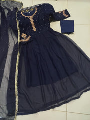 Luxury Embroidered Black Chiffon Maxi Dress with Lace Dupatta – 3PC Suit